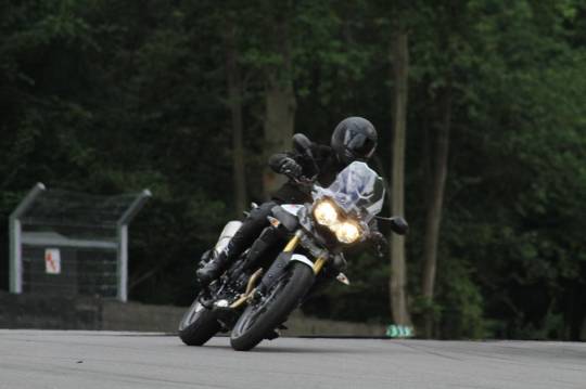 2011_Triumph_Adventure