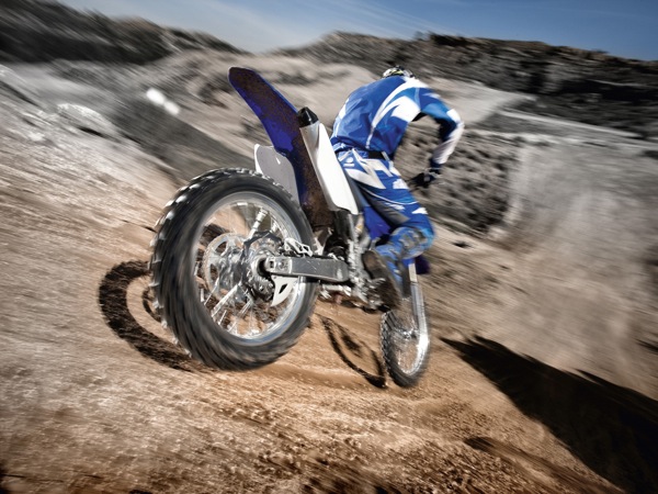 2011_yamaha_yz250back46-374859