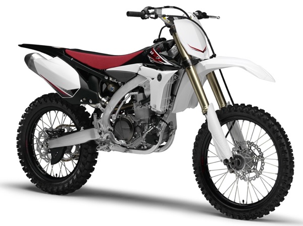 2011_yamaha_yz450fRIGHTTHREE