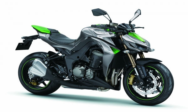 2014-Kawasaki-Z1000-03