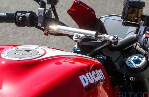 test-ducati-monster-1200-r-45styrdamp