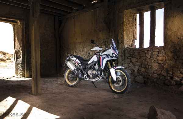 honda-africa-twin-crf-1000-002