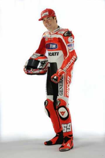 rossi_hayden_tuta_ducati_13