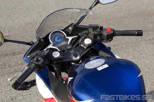 fb_CBR250R_ym11_Details_14