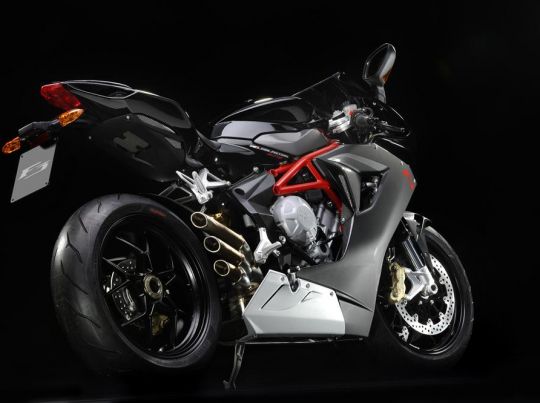 110211-2012-mv-agusta-f3-675-13