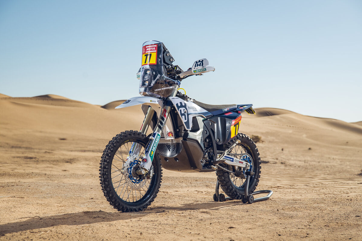 145576 Rally Bike Benavides L. 77 Dakar 2024