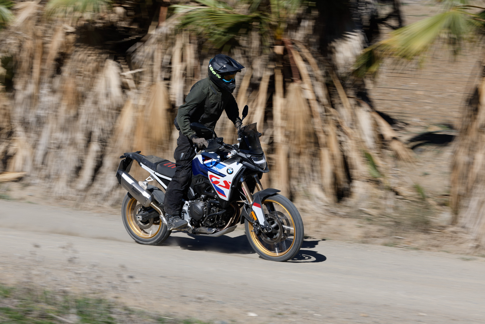 BMW F900GS 2024 07