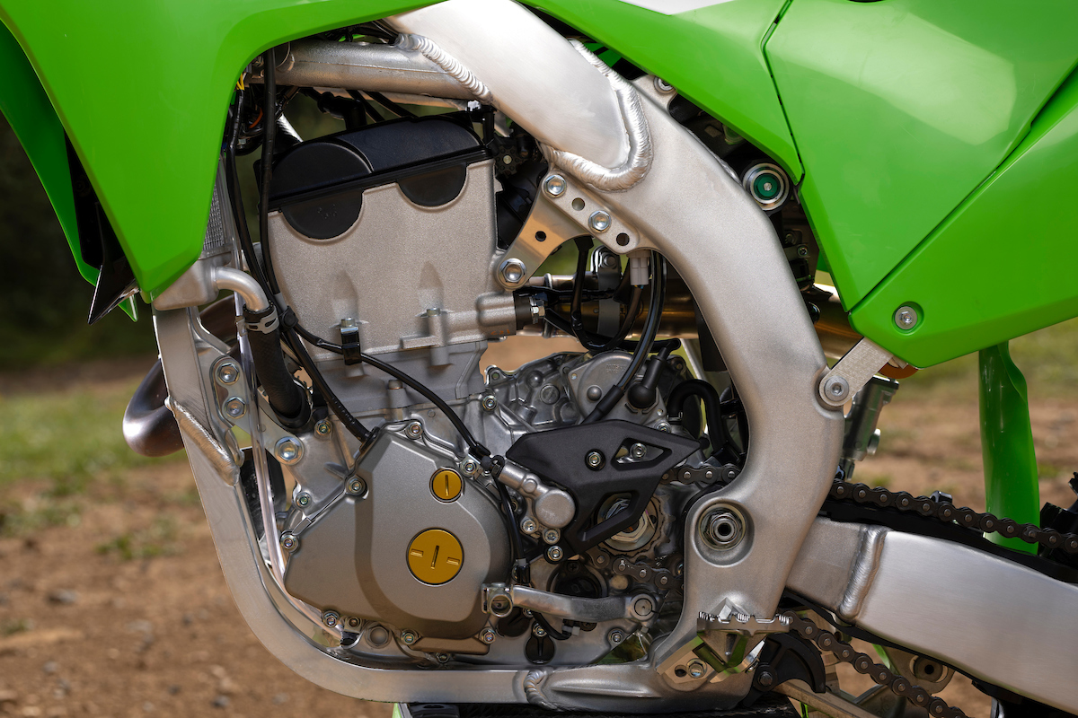 KAWASAKI KX250 2025 DETAILS 44